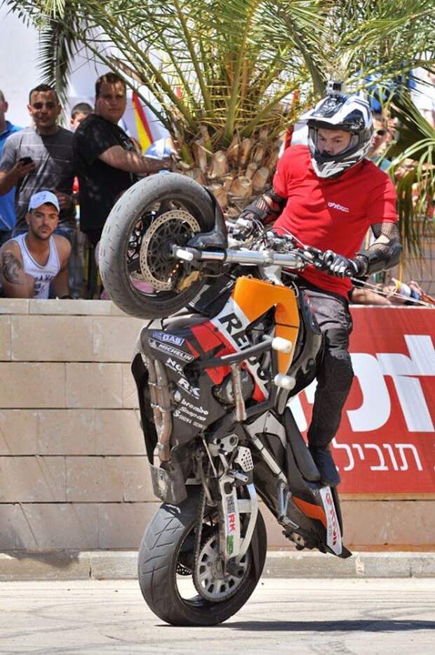 Автомобильная выставка в Тель-Авиве авто, выставка, тель-авив