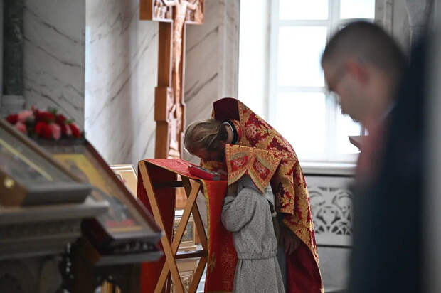 Священник Береговой раскритиковал "исповеди" в чат-ботах с ИИ