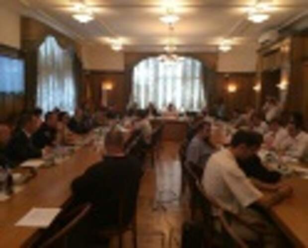 Круглый стол, посвященный оказанию гуманитарной помощи мирному населению Донецкой и Луганской респ.
