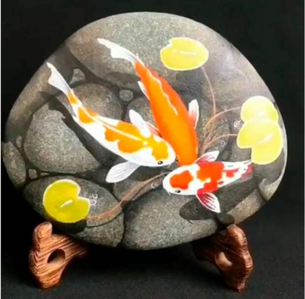 Рисунки на камнях 