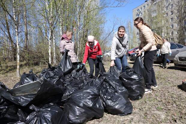 В Госдуме предложили давать скидку на услуги ЖКХ за участие в субботниках