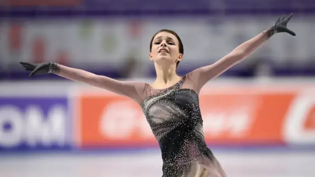 Щербакова и Валиева выступят в команде Загитовой на Кубке Первого канала