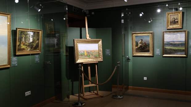 В Плесе открылась выставка «Левитан и его наставники»