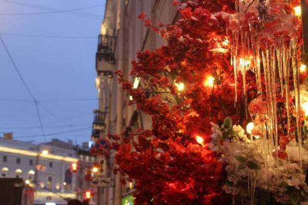 Петербург ждет больше 1,2 млн туристов на новогодние праздники