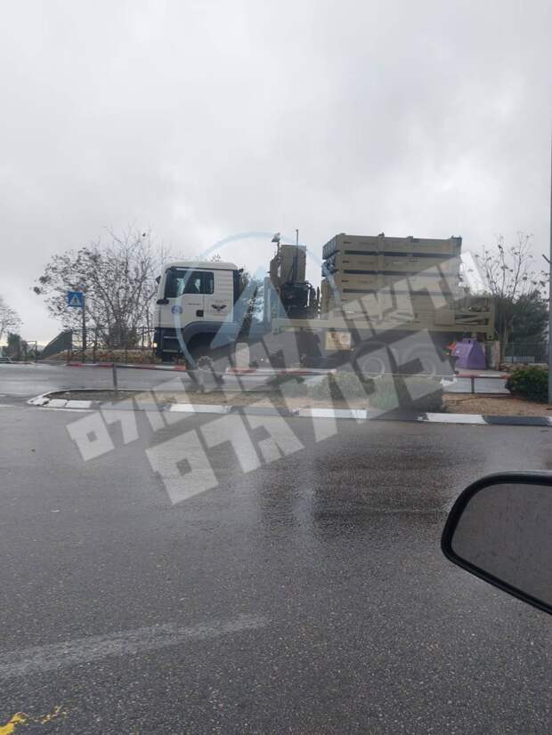 В центральном регионе Израиля происходит развертывание противоракетных батарей