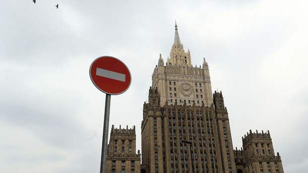 Россия изучает заявление Судана по военной базе, заявили в МИД 