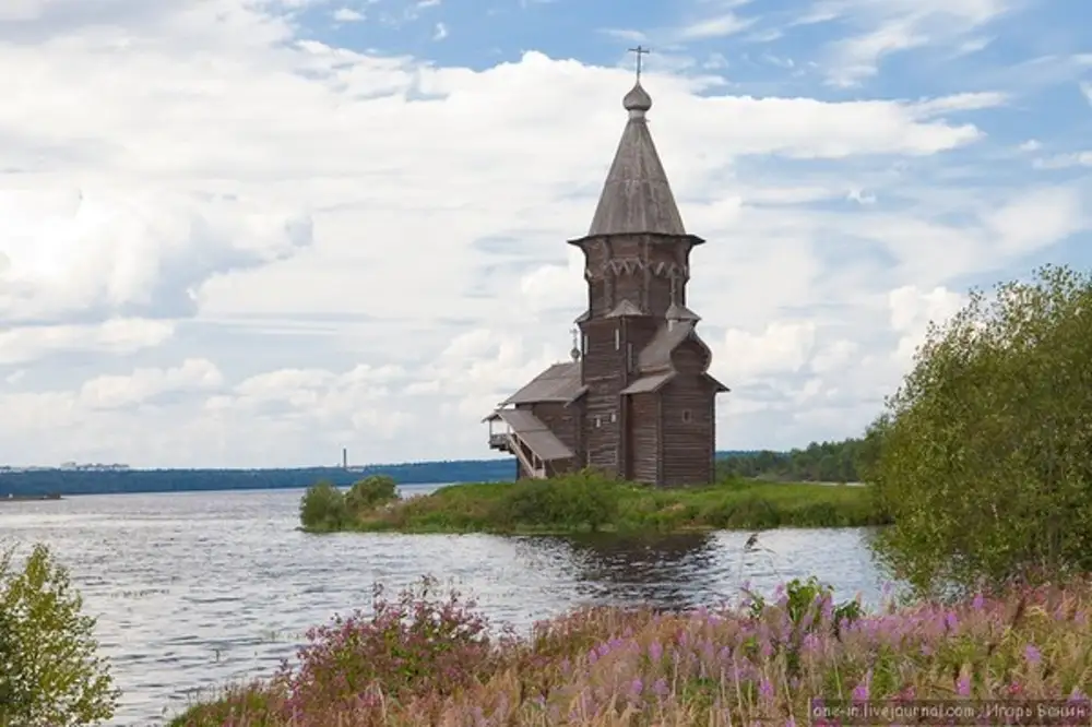 Кондопога берег Онежского озера