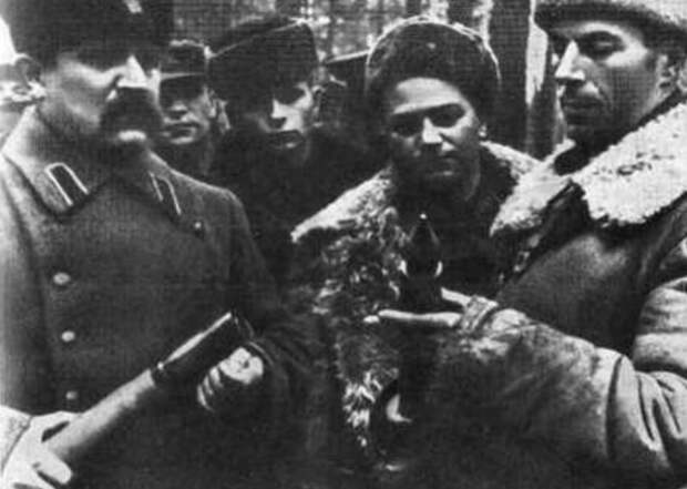 dlitelnaya-i-uspeshnaya-rabota-kak-ispanka-po-imeni-afrika-stala-sovetskoj-partizankoj-i-razvedchiczej-03
