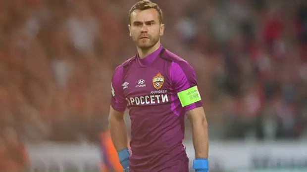 Слуцкий поприветствовал регистрацию Акинфеева в Instagram