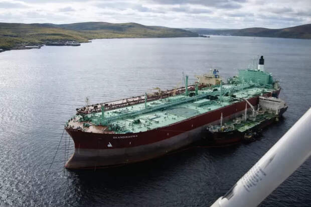 Теперь вместо России в Индию идут поставки нефти от «неизвестного поставщика»