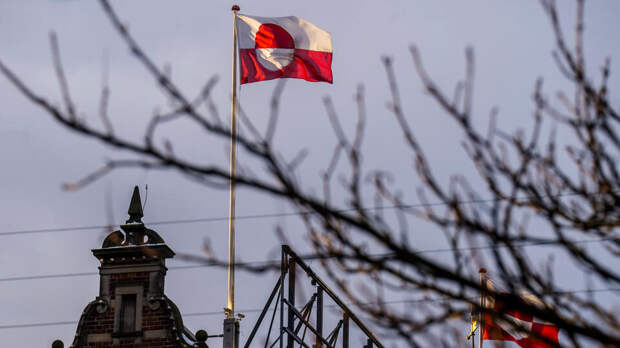 Трамп не стал конкретно отвечать на вопрос о Гренландии