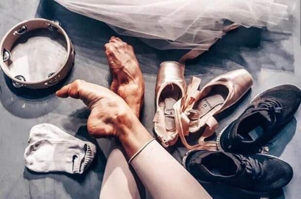 Ах, эти ножки балерин и гимнасток: реальность                
                    (24 фото)