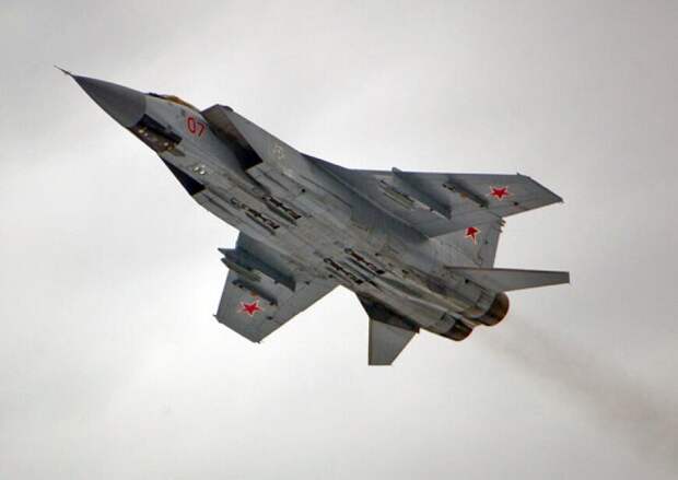 Летчик-испытатель Кнышов объяснил удивление США российским МиГ-31