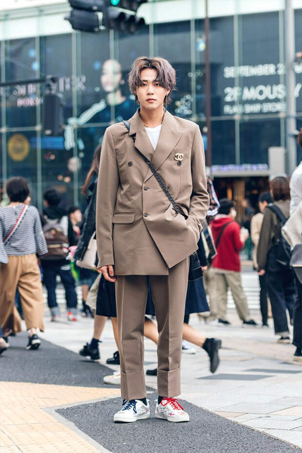 Костюм мужской модный, мать его так