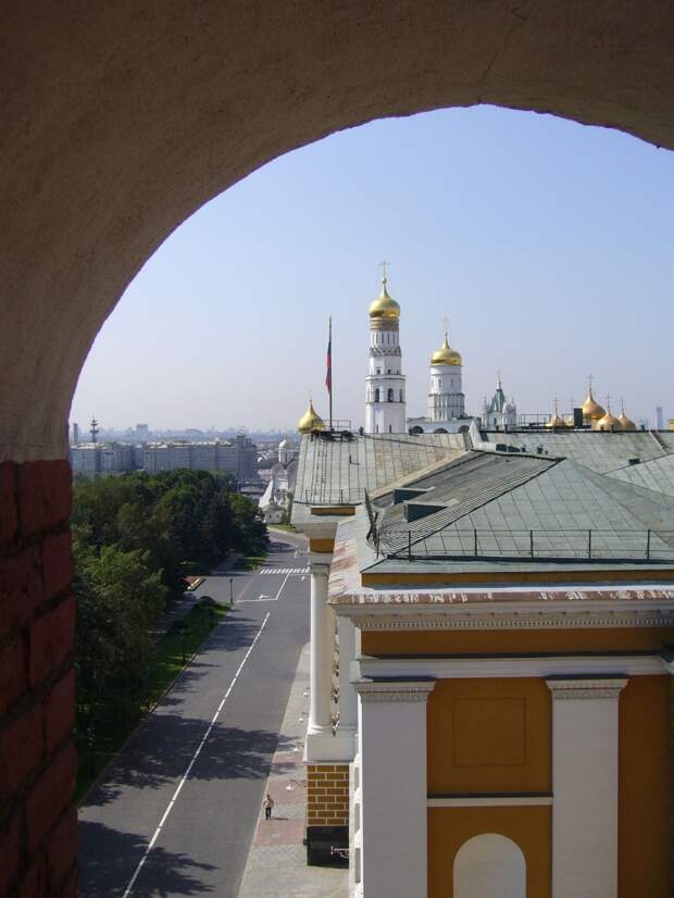 1510 900x1200 Закрытая экскурсия по стенам Московского Кремля