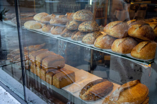 Диетолог Денисова: отказ от хлеба может привести к снижению работоспособности