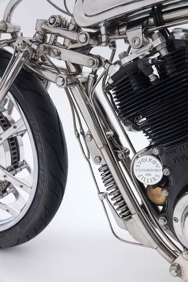 Zillers Garage: кастом с мотором Vincent Lightning