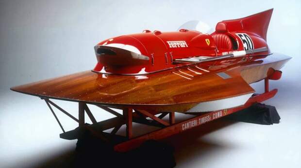 Ferrari Arno XI катер, лодка
