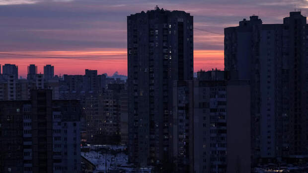 Кулеба: более 1,2 млн жителей Киева и Чернигова остались без света