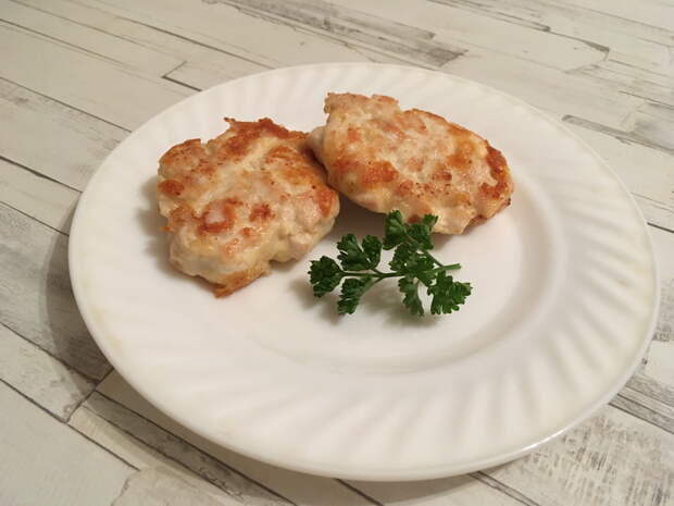 Куриные оладьи с сыром