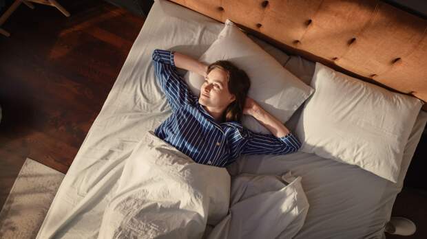 Объяснена причина внезапных приливов энергии перед сном