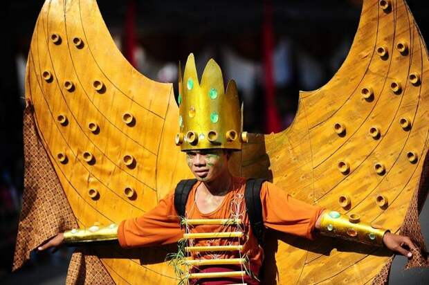 Необычный карнавал в индонезийском Джембере (29)