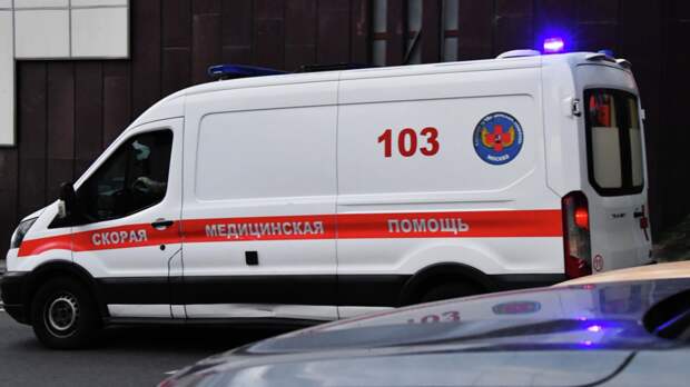 В Псковской области при столкновении авто с поездом погибли три человека