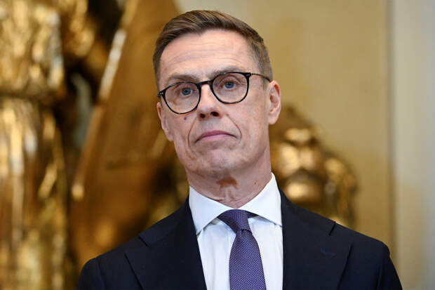 Дачник решил напугать вредителей финским президентом