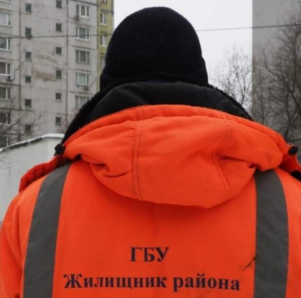 Новокуркинское шоссе очистили от снега и мусора — Жилищник