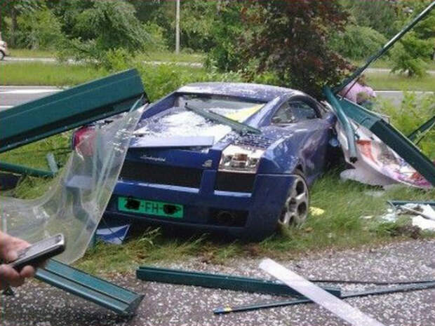 Нелепые курьезы и досадные неприятности, которые попали на фото