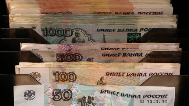 Юрист Южалин объяснил, можно ли получать зарплату наличными