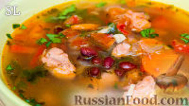 Фото к рецепту: Суп с курицей, овощами и фасолью
