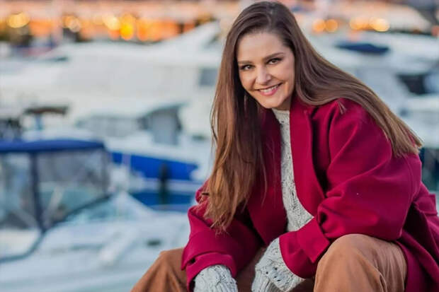 «Волосы — рабочий материал»: Глафира Тарханова кардинально сменила имидж