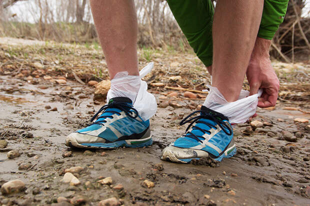 Plastic-Bag-Socks