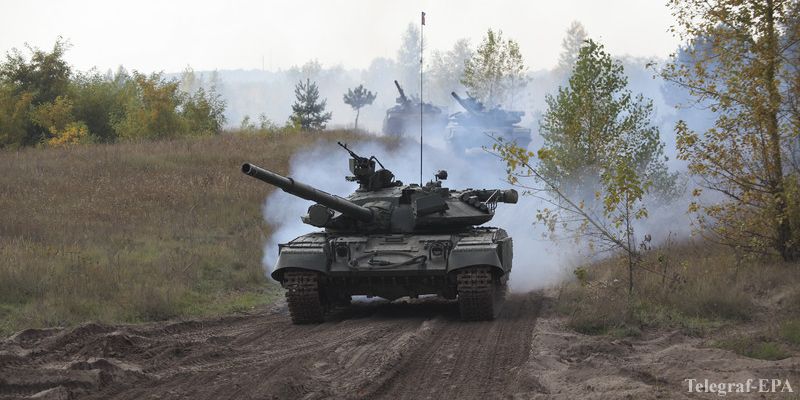 МИД: РФ продолжает перебрасывать военную технику на территорию Украины