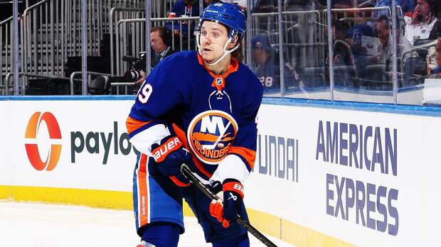 Нападающий «Айлендерс» Шабанов получил травму