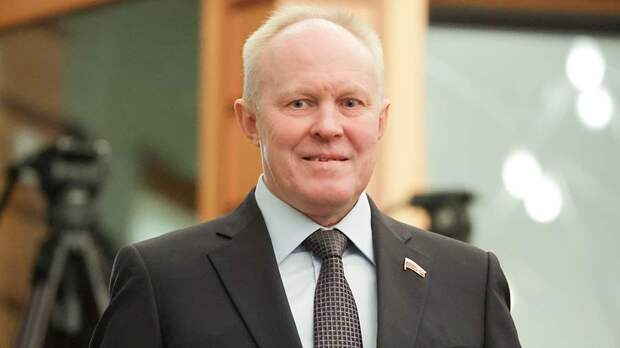 Биатлонист Чепиков заявил о вреде мировому спорту из-за отстранений на ОИ