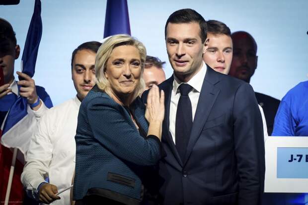Марин Ле Пен не станет кандидатом на пост премьер-министра по итогам парламентских выборов во Франции