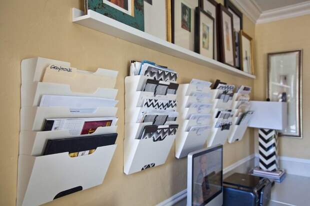 Не только стул: предметы в роли вешалки