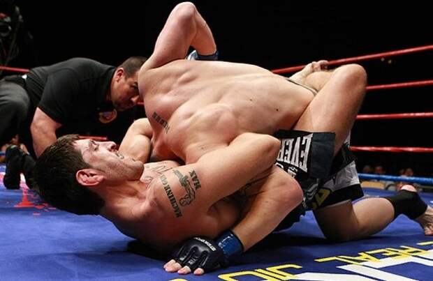 Боец MMA Диего Гарихо, который ведет двойную жизнь