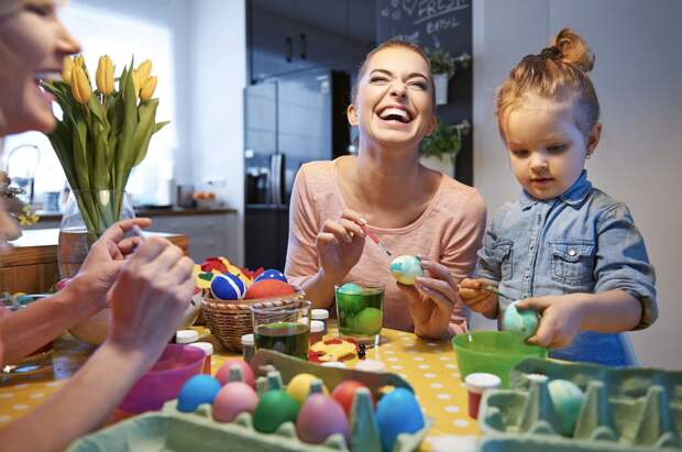 Как необычно покрасить яйца на Пасху 2024 в домашних условиях