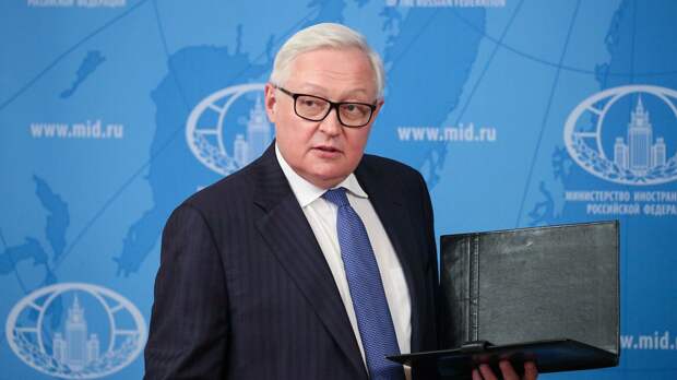 Шанс на восстановление отношений с США есть, заявил Рябков 