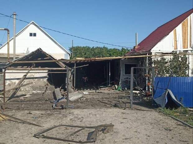 Обстрелы ВСУ в Белгородской области повредили жилые дома и линии электропередач