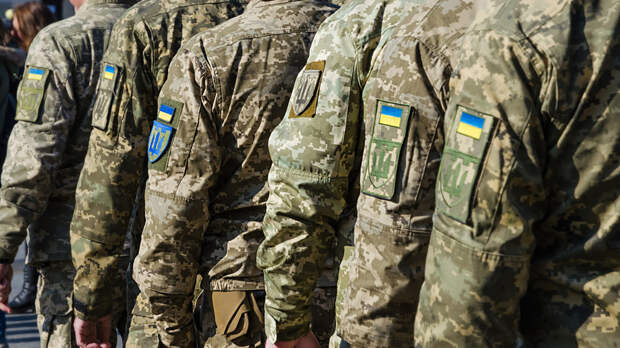 Экс-советник Пентагона Макгрегор предрёк Украине крах из-за нехватки солдат