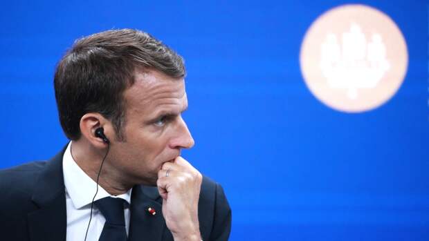 Макрон ответил президенту Бразилии на насмешки над его женой