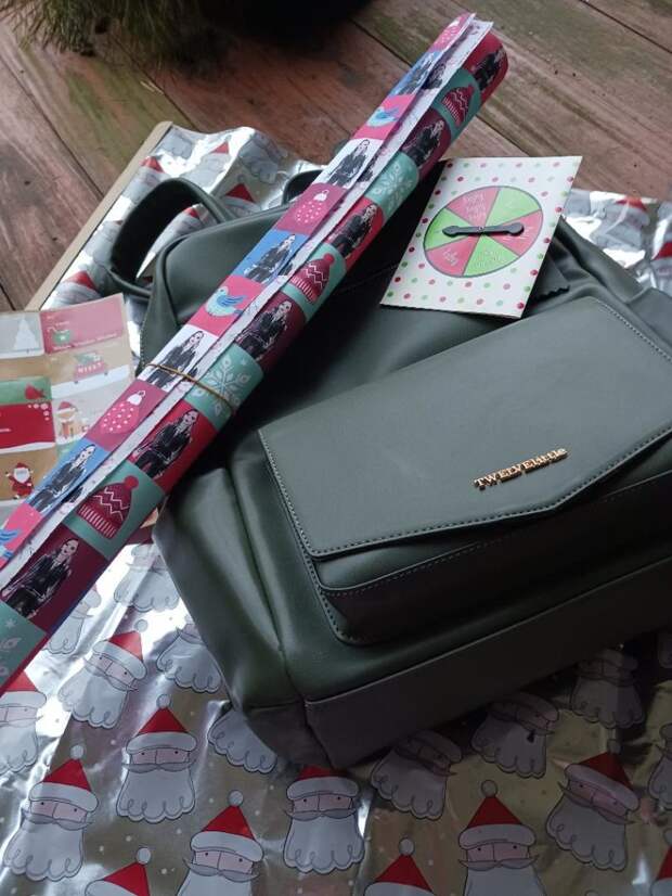 Holiday Gift Guide-Women-Twelvelittle