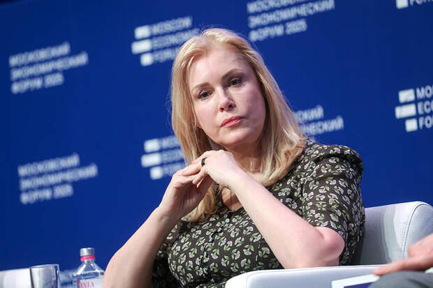 "Пригретая змеюшка все-таки укусила своего хозяина": дочь-качок Марии Шукшиной борется с бывшим мужем за ребенка