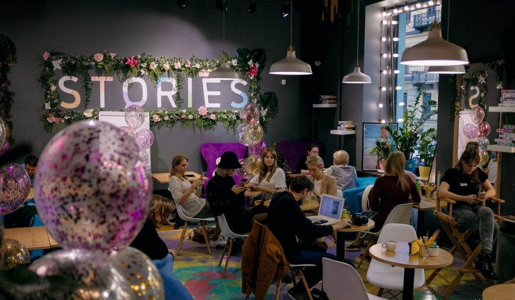 Случилось непоправимое — закрылась сеть Stories