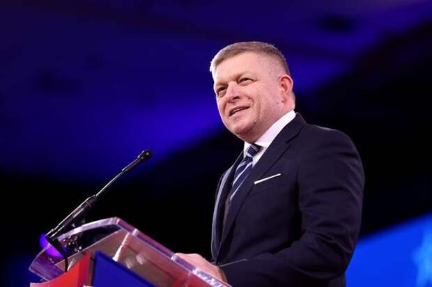 Фицо приедет 9 мая на празднование 81-й годовщины Победы в Москву