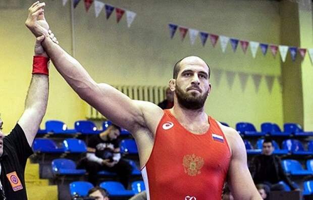 Борец-вольник Хизриев завоевал золото в категории до 125 кг на Европейских играх 